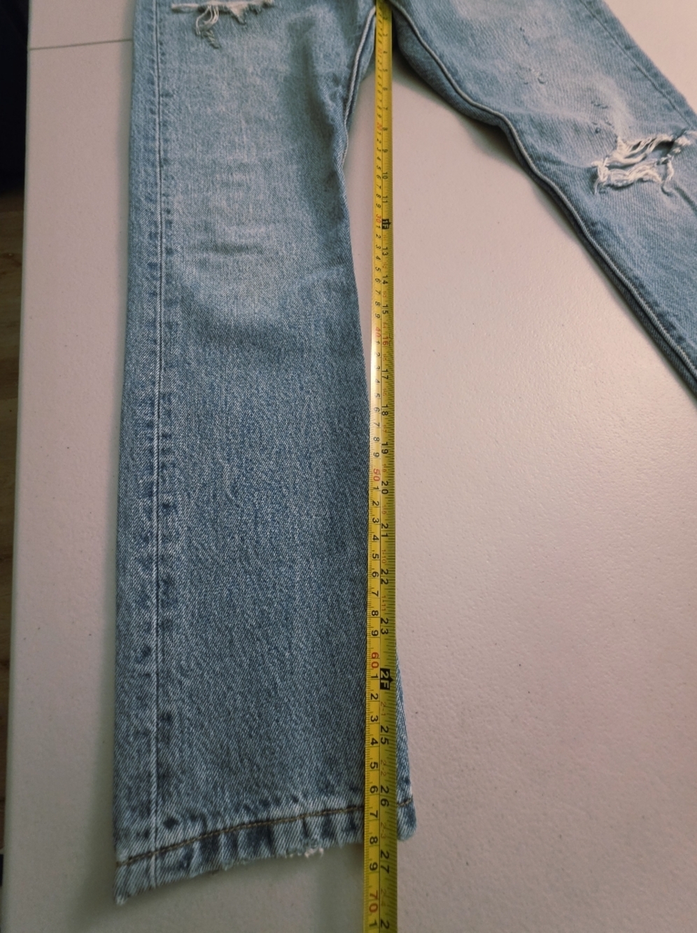 Levi's High-Rise Light Blue Distressed Women’s Jeans - Picture 7 of 10